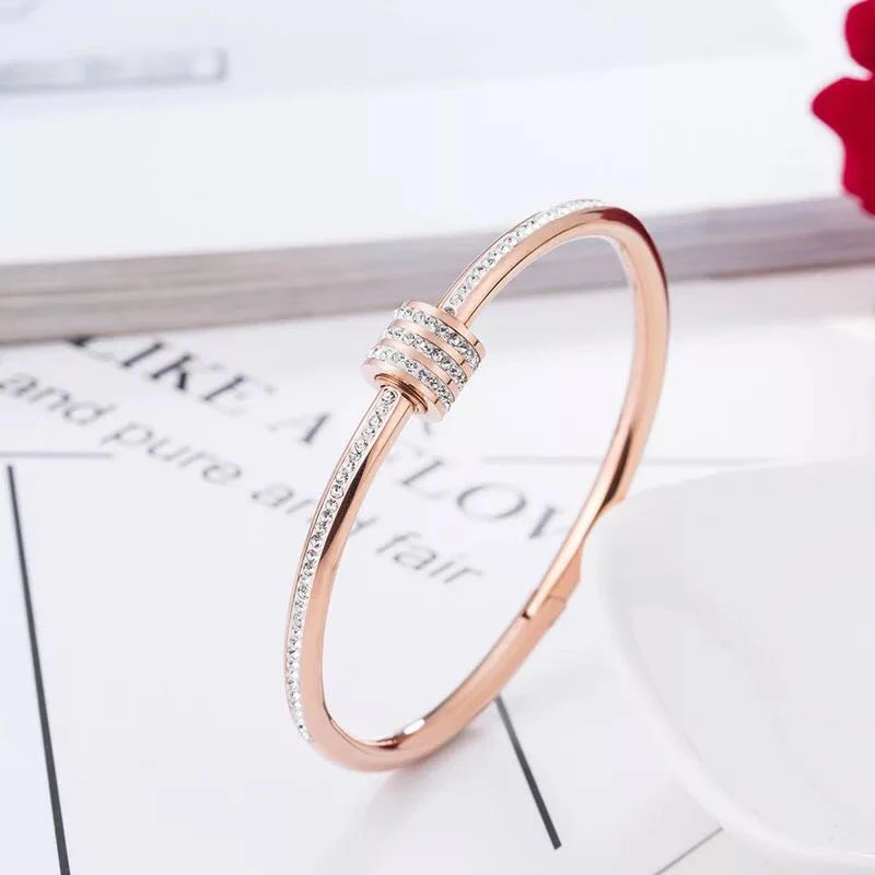 

Fashion Women 316 Stainless Steel Rose Gold High Quality Crystals Round Charm Bracelet Bangle Wedding Gift