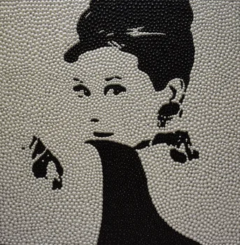 

100% HandPainted Original Texture Pushpin shape Oil Canvas Painting Modern Painting Audrey Hepburn Art Picture for Living Room