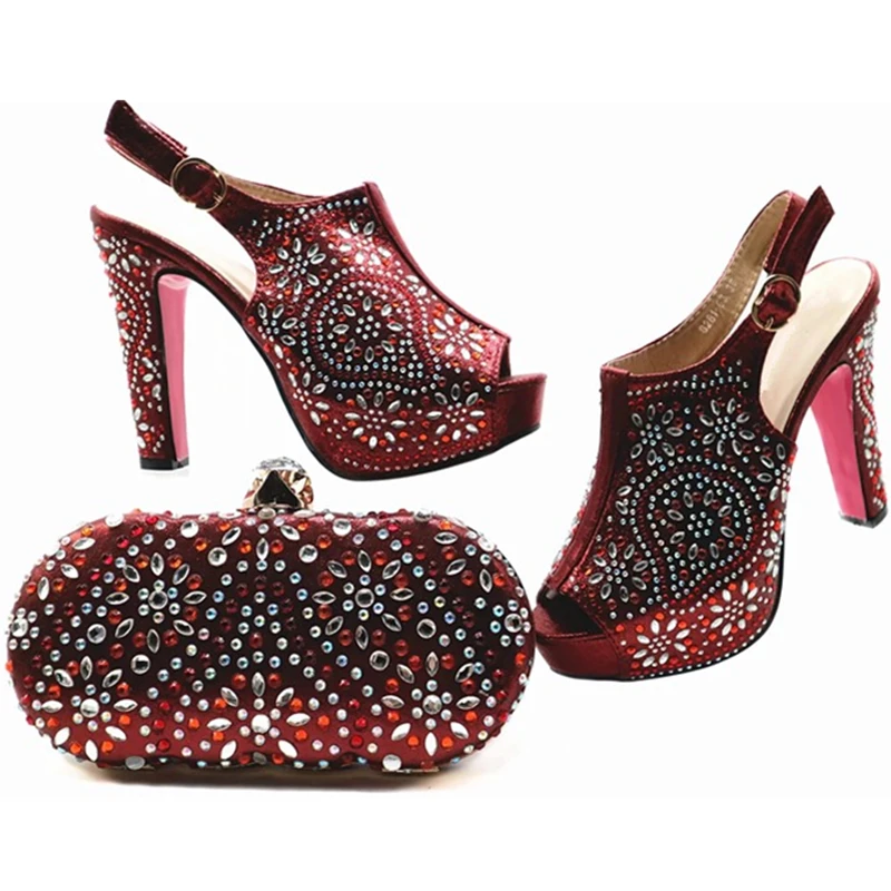 

New Arrival Italian Ladies Shoes and Bags To Match Set Decorated with Rhinestone Wedding Shoes Bride Cristal Party Shoes Bag Set