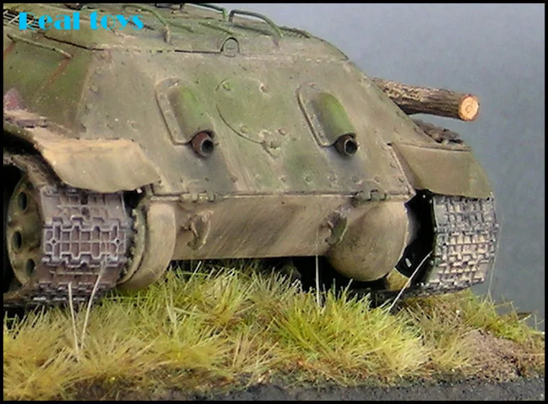 Комплект пластиковых моделей Hobby Boss 1/48 84806 Россия T-34/76 Tank 1942