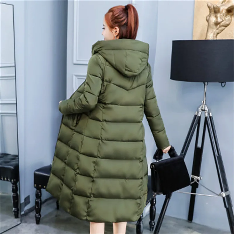 Новинка 2018 зимняя женская куртка модная теплая брендовая длинная пуховая на