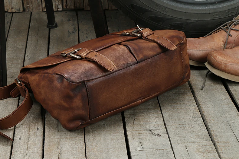 Crossbody Bags Vintage Genuine Leather Messenger Bag men Leather Shoulder Bag Men Crossbody male Fashion Casual Sling Leisure Bags Brown
