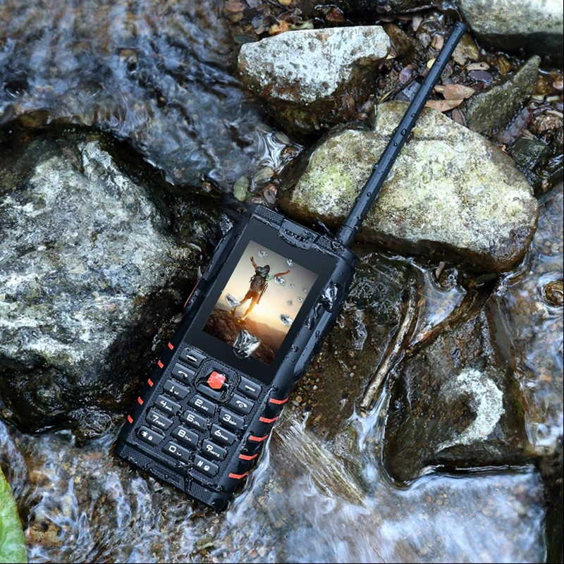 Прочный телефон ioutdoor T2 IP68 Водонепроницаемый 2 4 дюйма 4500 мАч UHF Walkie Talkie Bluetooth Dual SIM