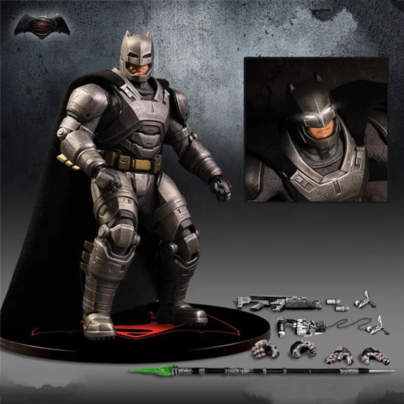 

MEZCO TOYS Batman v Superman Armored BatmanOne:12 Collective Figure Collectible Model Toy with LED Light
