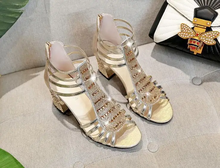 

Large size sandals female 2019 summer new rhinestone high to help thick with back zipper high heel open toe fashion sandals