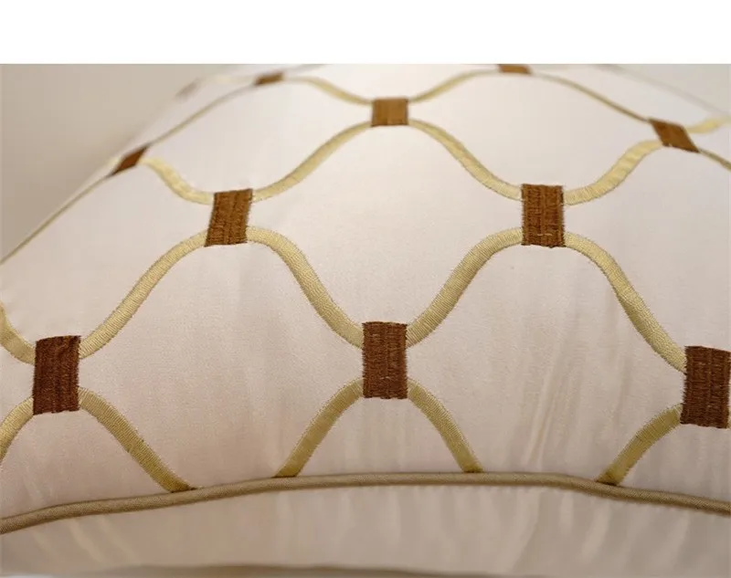 Cushion03