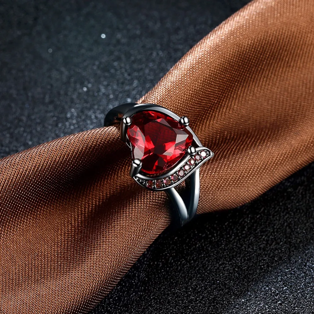 Paryt Accessories Black Gun Color Ring Red Heart Cubic Zirconia Rings For Womens New 2018 Fashion Jewelry (JewelOra RI103307)