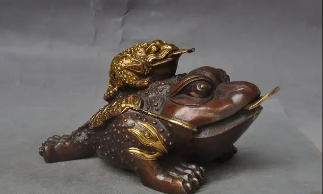 

8" Lucky China Bronze Gilt Feng shui Wealth Money Coin Golden Toad Spittor Statue