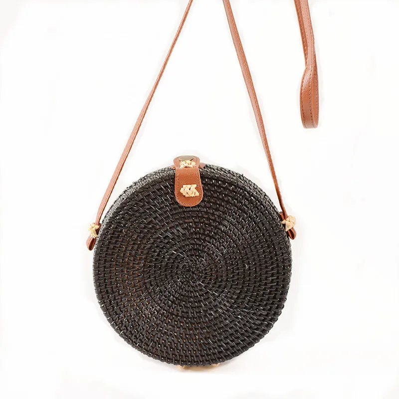 

New Hot 2019 Round Straw Bag For Women Summer Beach Shoulder Bag Rattan Handmade Woven Crossbody Circle Bag Handbags Bali