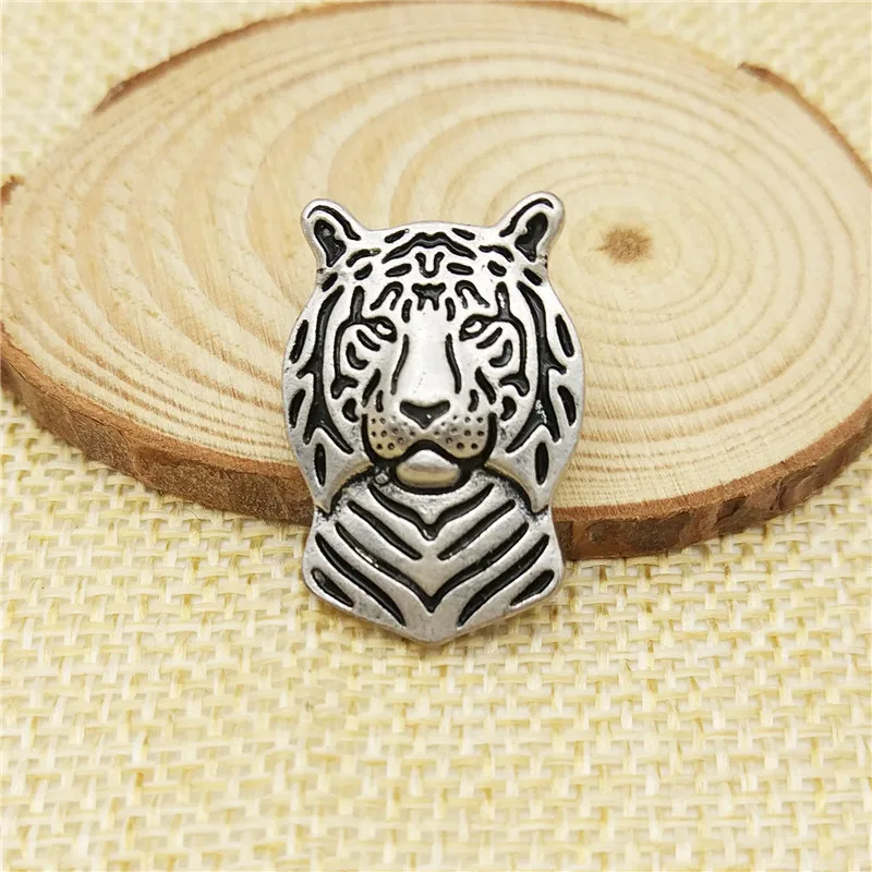 LPHZQH мультфильм сильный тигр Broches Бабочка застежка воротник булавка ювелирные