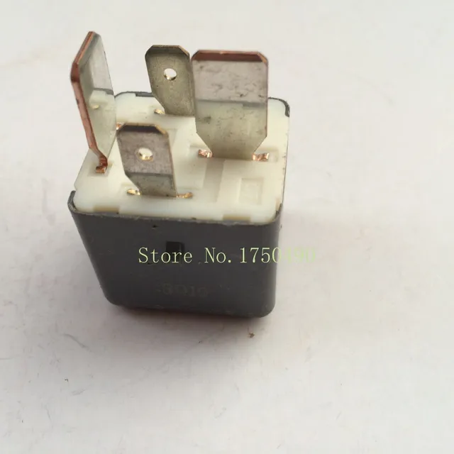 ABS MOTOR RELAY 88263 21010 For Toyota CAMRY COROLLA VITZ LEXUS ECHO