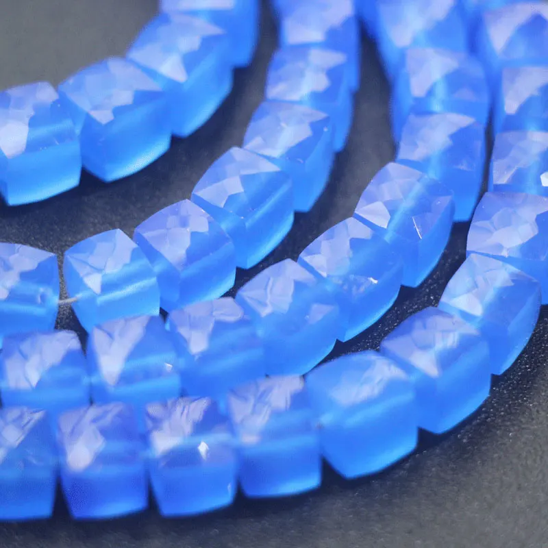 

8 Inch Strand, Blue CHALCEDONY Faceted 3D Box Shape Briolettes, 7.0-7.5mm Size