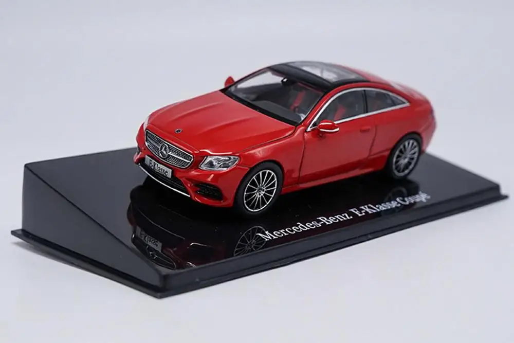 1/43 Mercedes-Benz E-Class Coupe Red Diecast коллекция моделей автомобилей