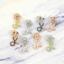 Mini broches stéthoscope colorées en émail, Rose, noir, col, Corsage, revers, badges en denim pour médecins et infirmières, cadeau de remise de diplôme