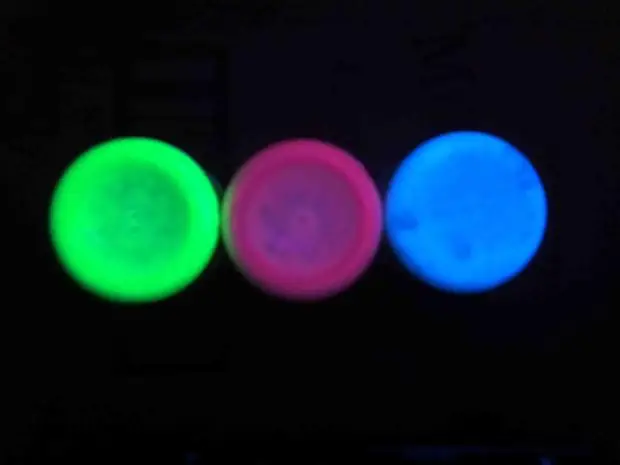 Невидимая пудра, 8 блеск цвета флуоресцентный порошок УФ-черный светильник реактивный невидимый порошок краски, невидимый под нормальным светильник