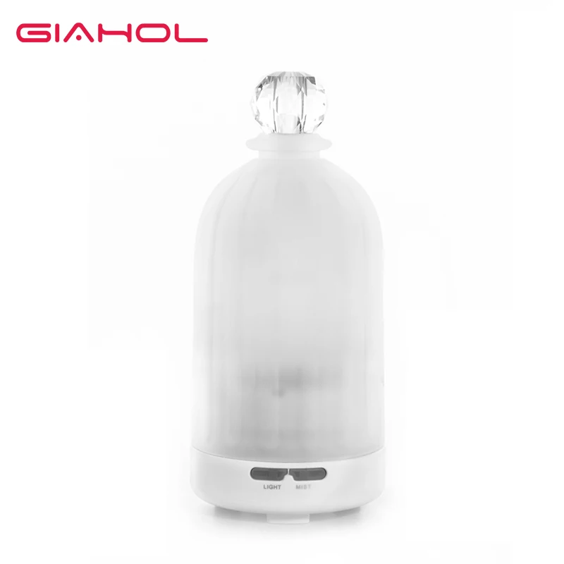 

GIAHOL 100ml USB Humidifier Cool-Mist Diffuser Aroma Humidificador With LED Light Mist Discharge Air Aromatherapy Humidifier