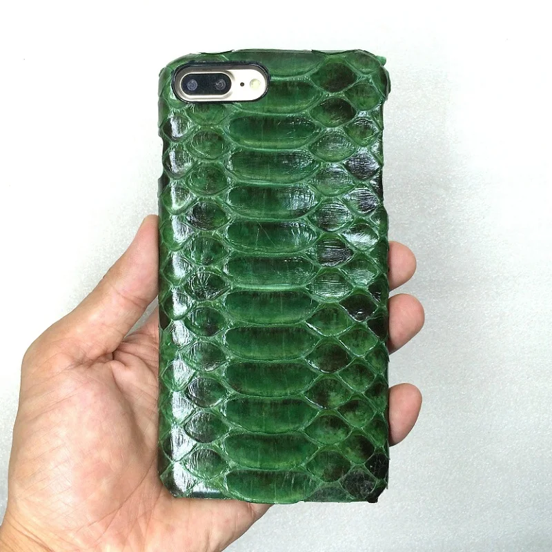 

Solque Luxury Python Skin Genuine Leather Cover Case For iPhone 7 8 Plus Cell Phone Ultra Thin Hard Snake 3D Phone Cases Green