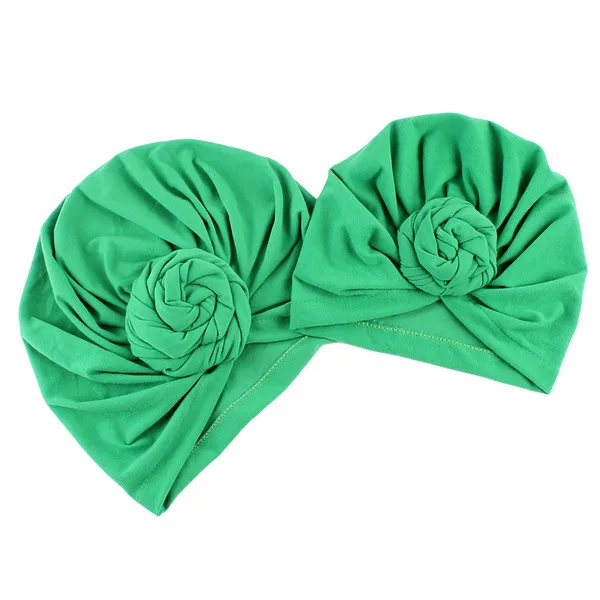 Nachakaite/одинаковая шапка для мамы и дочки; модный однотонный связанный шарф; накидка; головной убор для мамы и дочки - Цвет: 1 Set Green