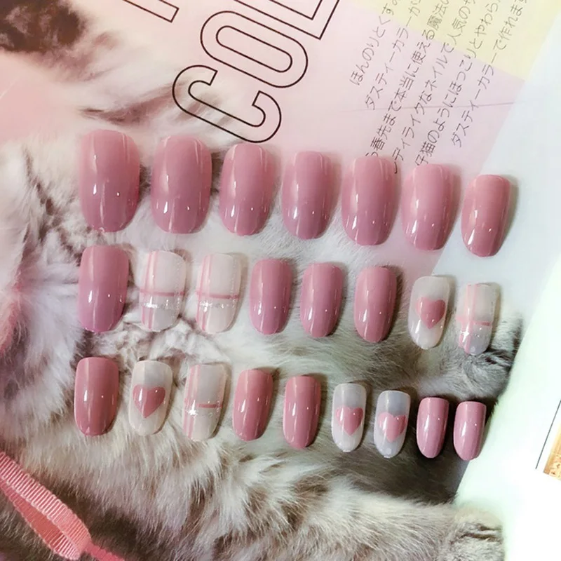 

Light Pink Candy Fake Nails Short Round Soft Pre-designed Nail Tips Concise Manicure Accessories Easy DIY Salon Products