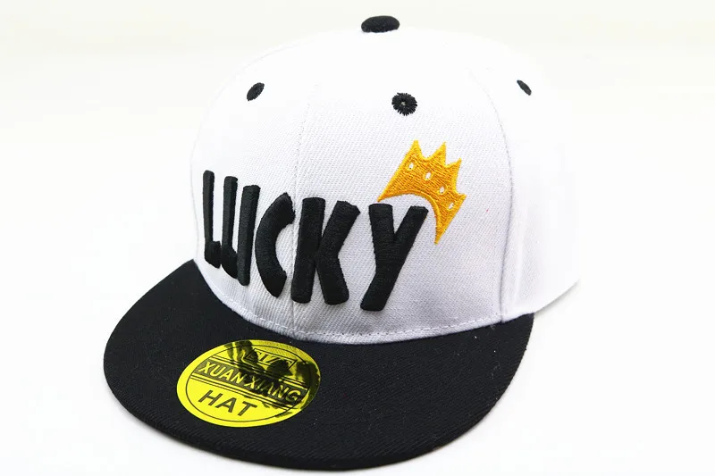Весенняя детская шапка с надписью «Lucky» для девочек и мальчиков, регулируемая хлопковая детская бейсболка для детей 2-8 лет - Цвет: Белый