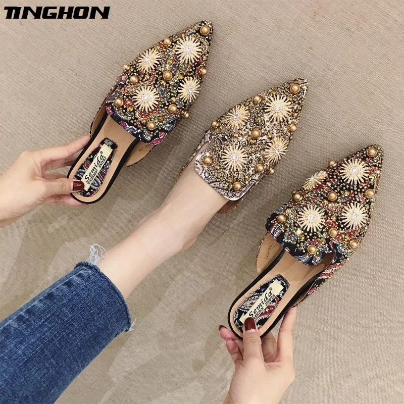 

TINGHON Flat Slippers High Fashion Mules Shoes Women Designer Slides With Beads Luxury Slippers Women Mules Flat Shoes