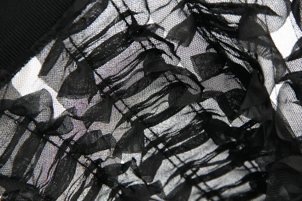 8748077160_886598773