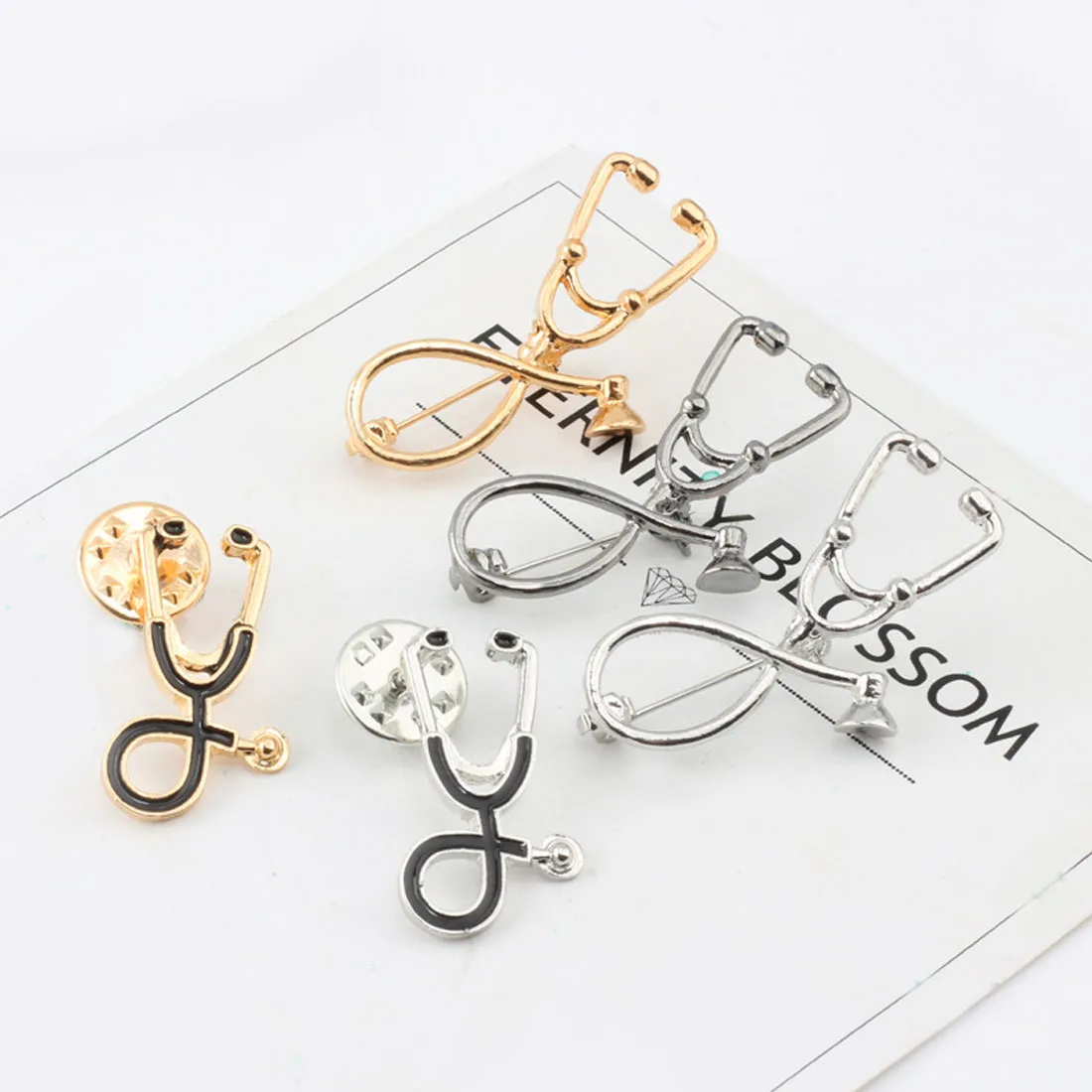 

Simple creative cartoon stethoscope brooch plating alloy brooch unisex clothing accessories Jackets Collar Badge Pins Button