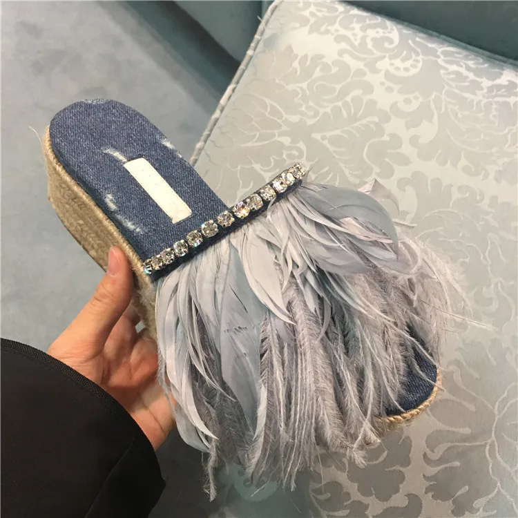 

2018 New Spring Summer Denim Slippers Shoes Woman Platform Feather Crystal Flats Designer Woman Outside Slippers Tide Slides H