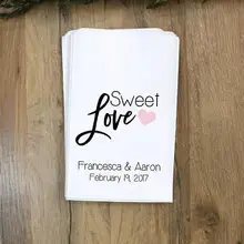 Пользовательское имя Дата Sweet Love свадьбы попкорн Конфеты стол Лечить Сумки день рождения Свадебный baby Shower Bakery Cookie сувениры пакеты