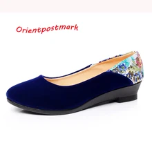 Nuevos Zapatos de Tela Chinos Elegantes Cuñas Flor de la Impresión de Las Mujeres de Las Cuñas de Zapatos de Las Mujeres Zapatos De Ballet Barco Zapato Oversize OrientPostMark