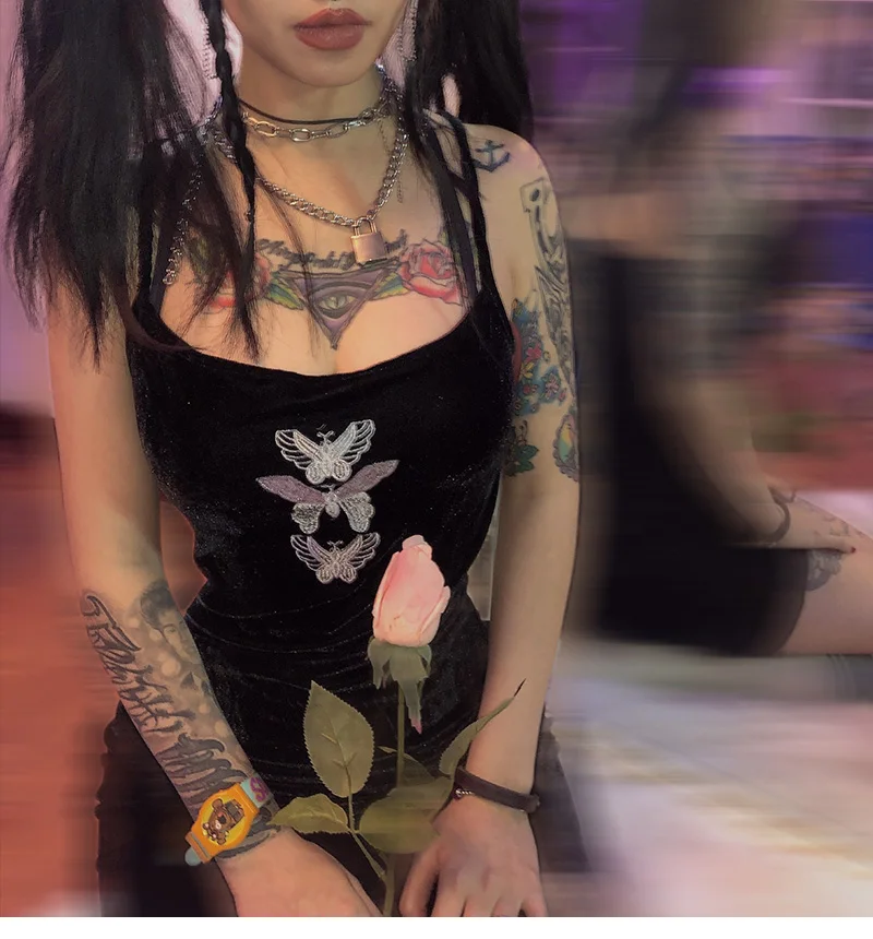 

2019 Fashion Harajuku punk cute retro butterfly embroidery velvet dress black sexy strap dress