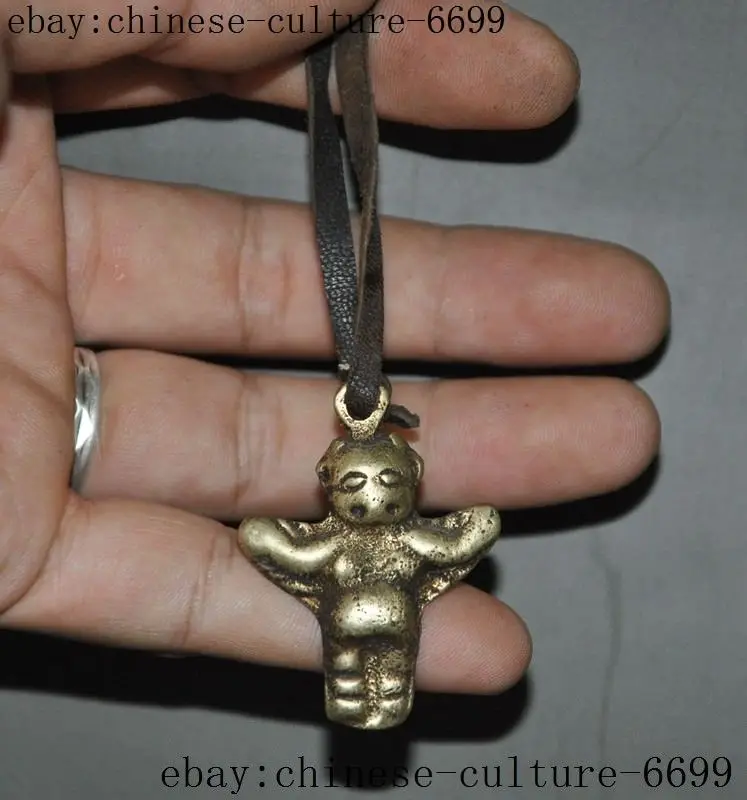 

Tibet Buddhism bronze Winged Garuda Bird God Tantra Buddha Statue amulet pendant