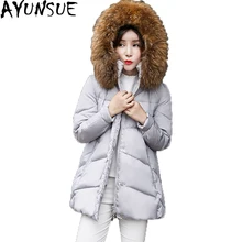 AYUNSUE Новое поступление Зимний пуховик женский натуральный енот меховой воротник с капюшоном теплая толстая верхняя одежда пуховик ST464