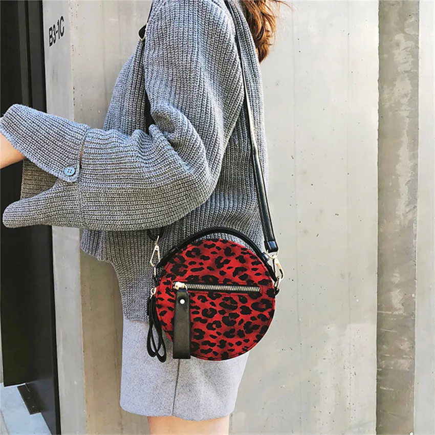 

2018 Fashion Red Yellow Leopard Women Handbag Retro Ladies Circular Bag Round Messenger Bag Female Circle Crossbody Bag