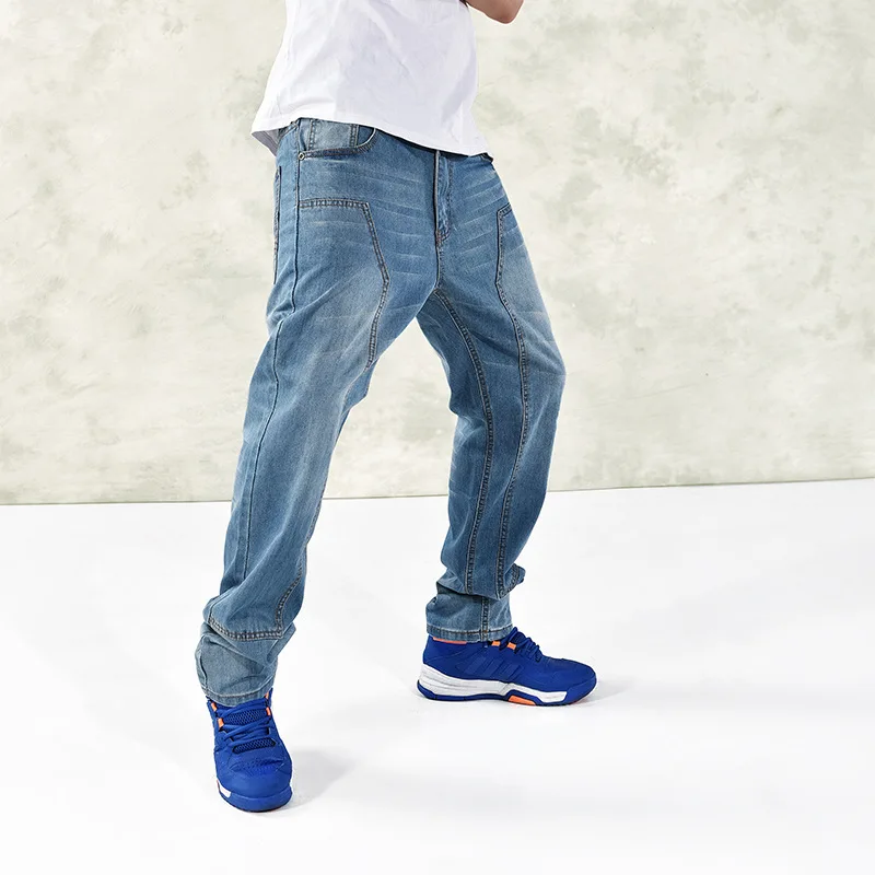 relaxed baggy jeans
