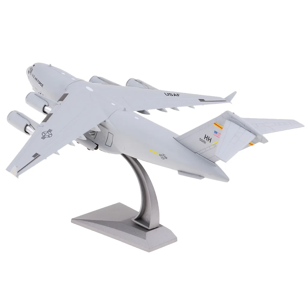 1:200 Scale Alloy C-17 Transport Plane Airplane  Toy Model Diecast Plane Model Toy Home Decoration Gift  Alloy material 
