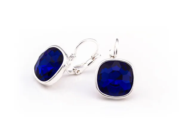 

Classic design fashionable womens dark blue square crystal earrings