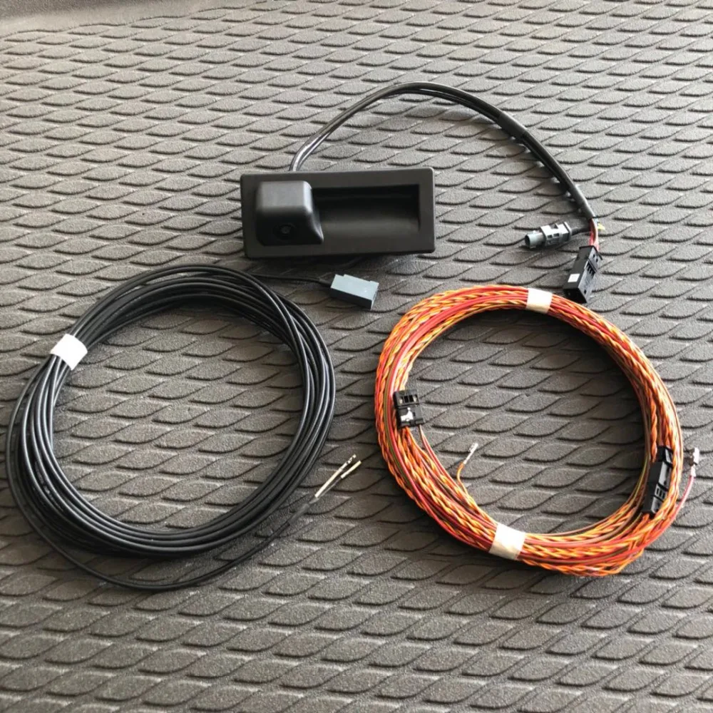 

For Audi A4 B9 2017 --- reversing camera RVC camera 3V0 827 566 L