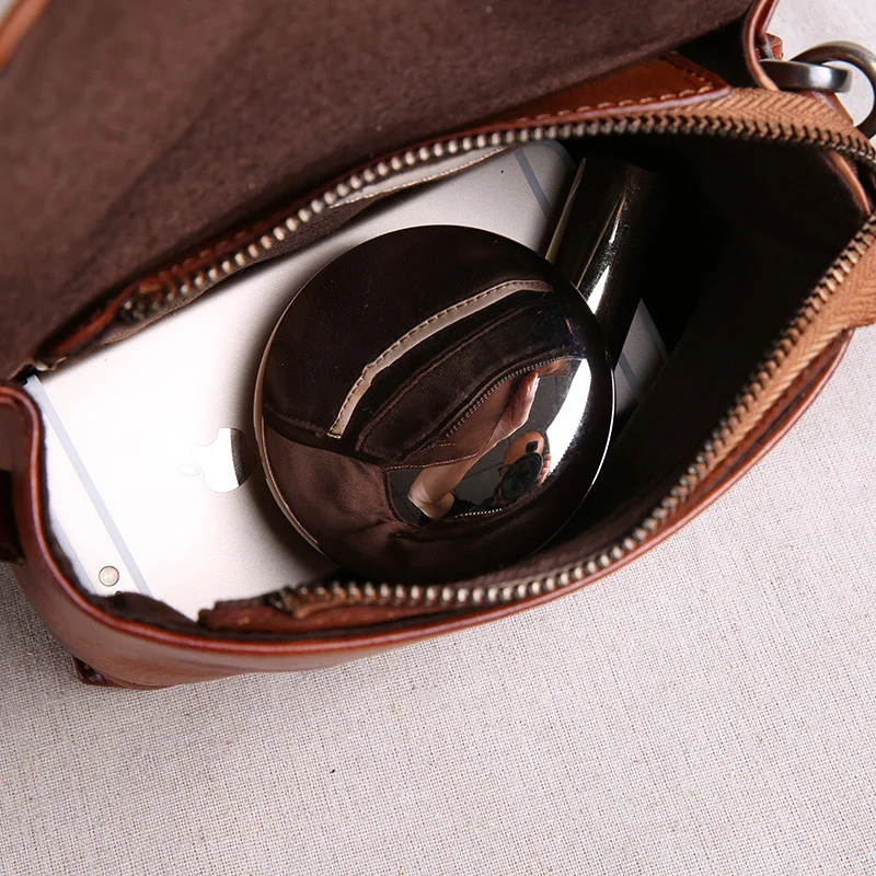 AETOO Pure handmade leather women's bag, mini small square bag, leather retro bag, literary series one-shoulder bag