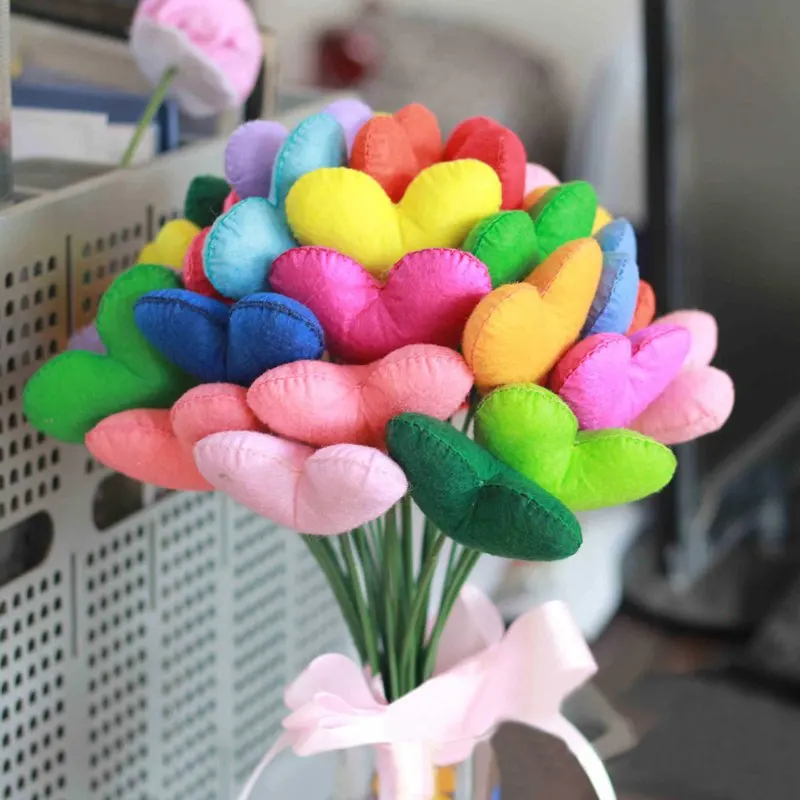 

2 Colors 32pcs/bunch Hearts Bouquet Felt DIY Package Birthday & Festival Gift Handmade Needle Craft Non-woven Felt DIY Package