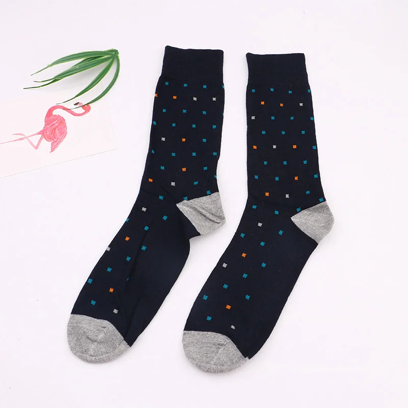 Hot Sale Casual Mens Long Socks New Autumn And Winter Plaid Multi-color Retro Cotton Dot socks - Цвет: Золотой