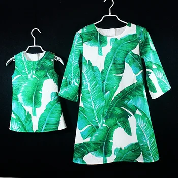 

Plus Size 2018 Mother Daughter Dresses Family Look Clothes Mom and Daughter Dress Leaf Summer Mommy and Me Toddler Baby Clothes