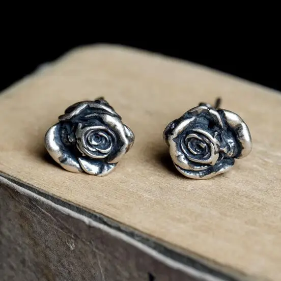 

Старинные подлинные твердые серьги из стерлингового серебра 925 пробы, красивые серьги-гвоздики с цветком розы, подарок на день Святого Валентина