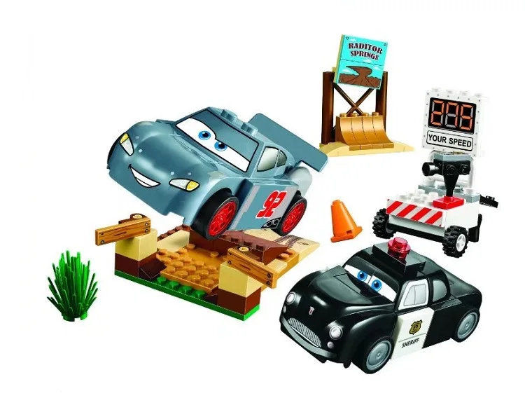 

10685 99 pcs Pixar Cars 3 Foudre Juniors Smokey Garage de blocs de construction Jouets Educatifs Compatible avec racer voiture
