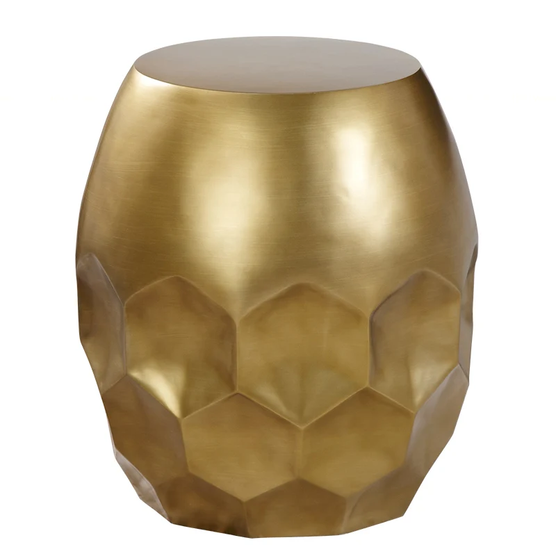 Nordic sofa side living room corner bronze drums fashion creative side table personality bedside modern minimalist small table Nordic sofa side living room corner bronze drums fashion creative side table personality bedside modern minimalist small table