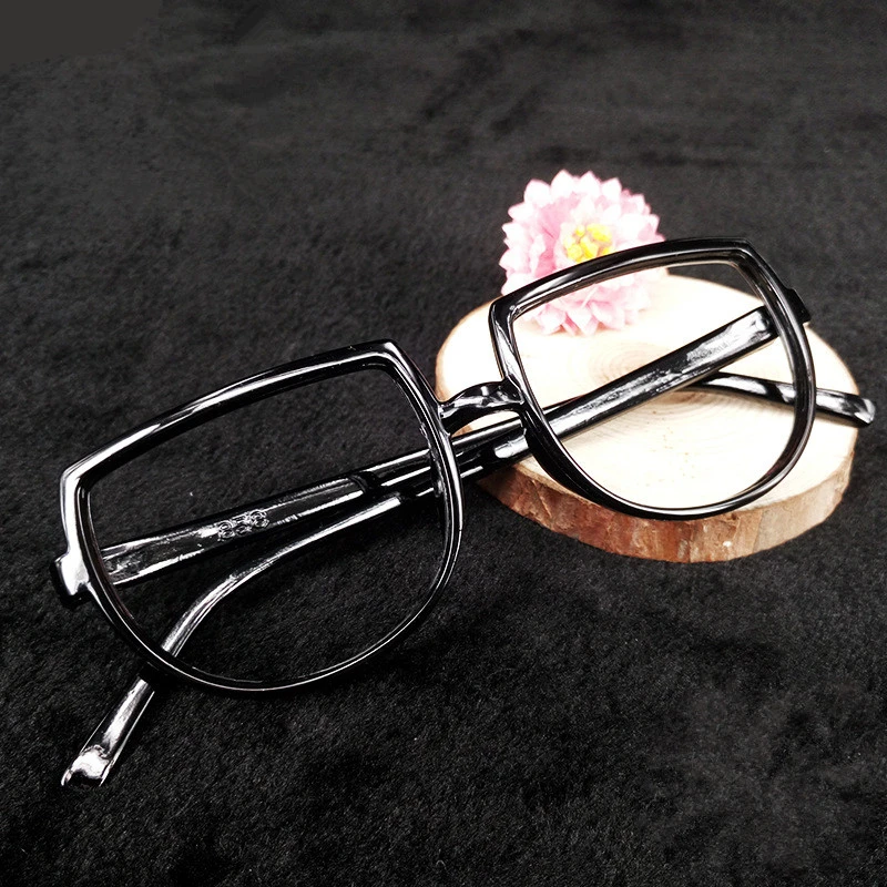 Beste Halloween Anime Detective Conan Cos Kidd Poker + Pistool + Magic Card + Glazen Set 4 kinderen Vakantie Geschenken collectie