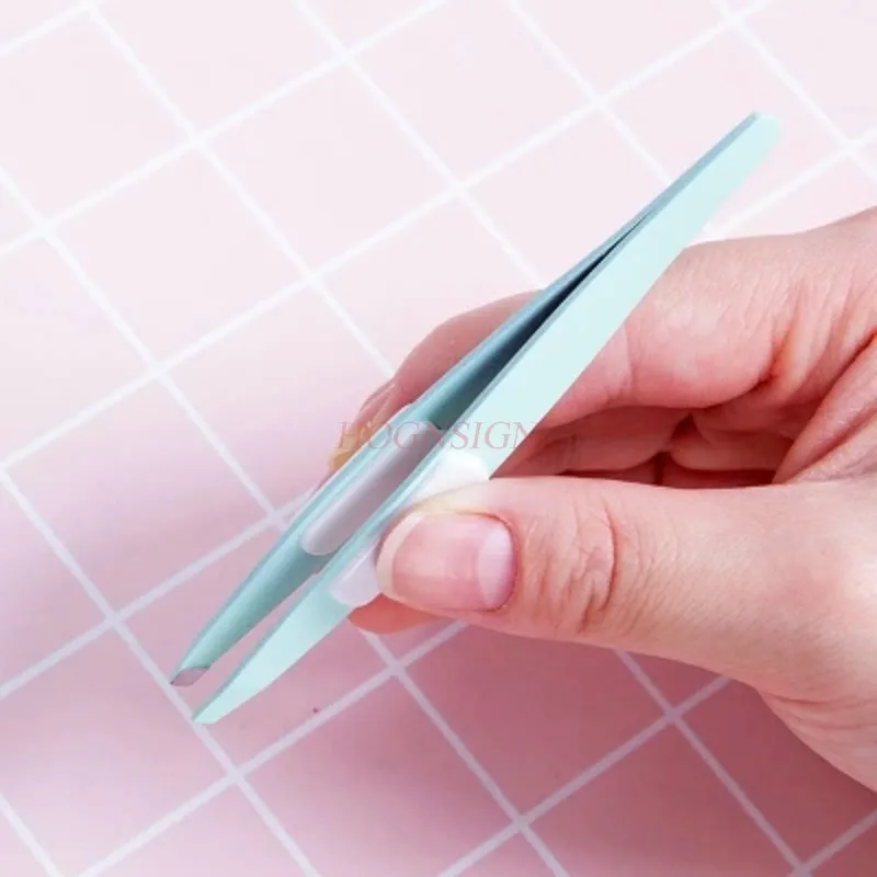 

With Silicone Non Slip Eyebrow Tweezer Beauty Tools Small Tweezers Plucking Clip Repair Makeup Tool Forcep Make Up For Women