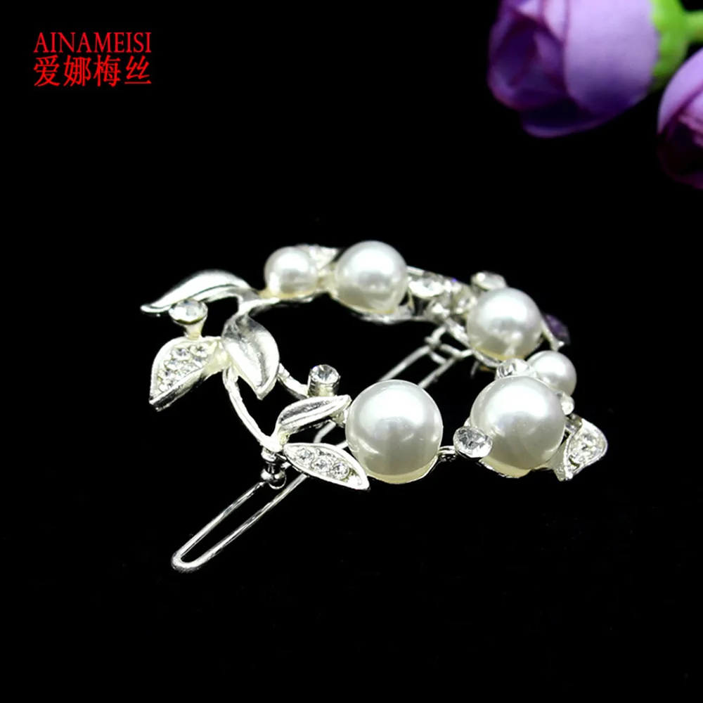 font b White b font Pearl And font b Flower b font Rhinestone Hair Clip