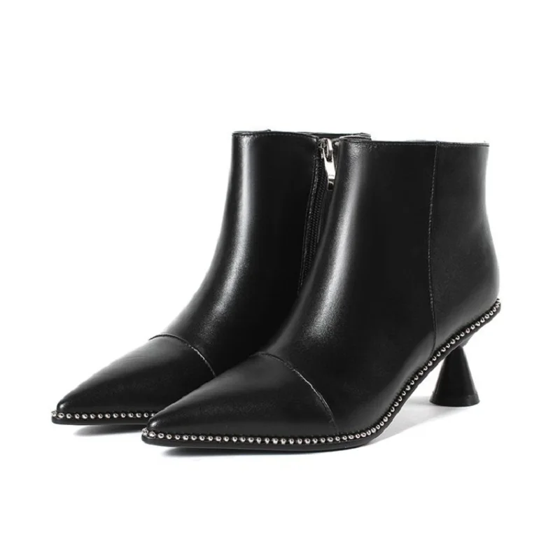 

2019 autumn and winter new pointed high-heeled short Martin boots fashion women's booties black ljj 0307