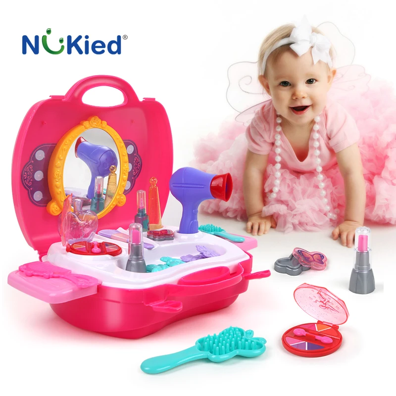 NUKied Girls Make Up Pretend Play Toy Portable Plastic Cosmetics Case